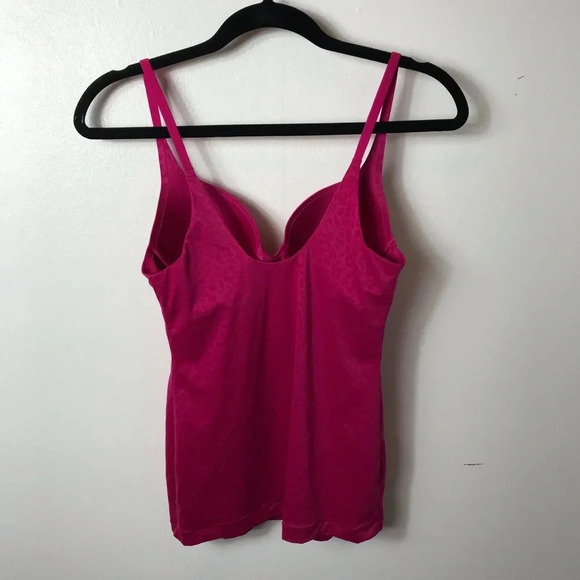 Victoria secret top Sz 34 B new - Picture 2 of 4